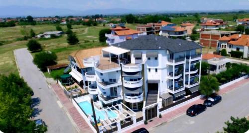 Katerini Apartment | Crystal Aura