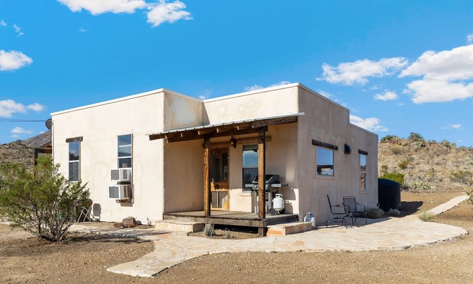 Alpine House | Crystal Valley Cabin: Modern-Rustic Style&Comfort