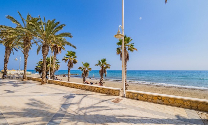 Algarrobo Apartment | Cubo's Estudio Centro Internacional /Near the beach /free wifi