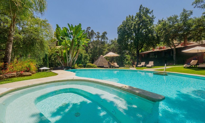 Coin Cottage | Cubo's Finca La Fuente del Pedregal Casa 4/nature/pool/adventure