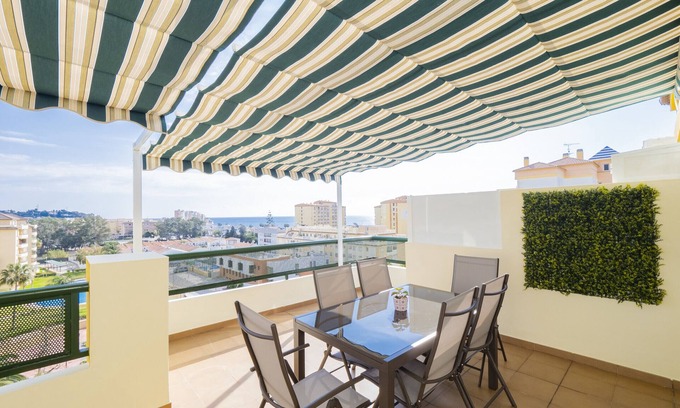 Algarrobo Apartment | Cubo’s La Terraza del Mar/free wifi/sea views