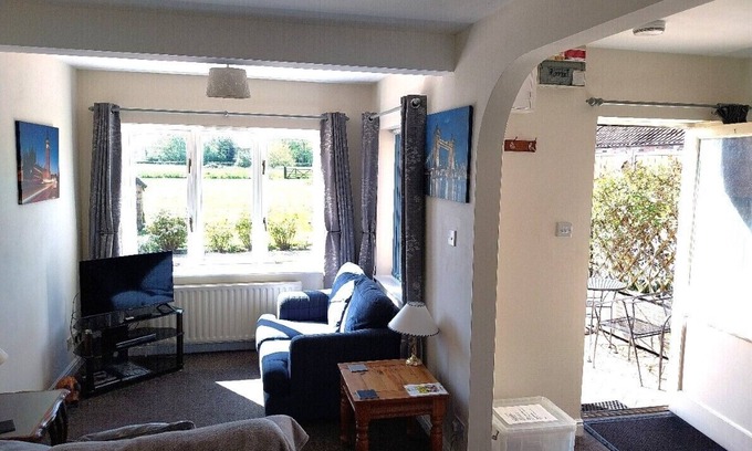 South Cockerington Cottage | Cuckoo Cottage at West View