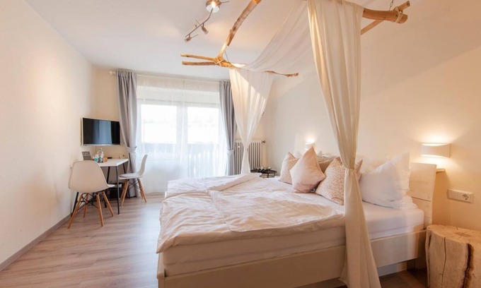 Berlingen Apartment | Cuddle Suite - Appartementhaus EifelAdventures
