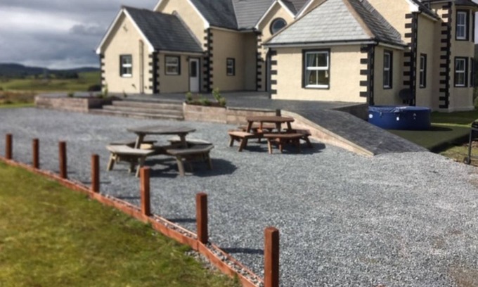 Saint John's Town of Dalry House | Cumnock Knowes Holiday retreat