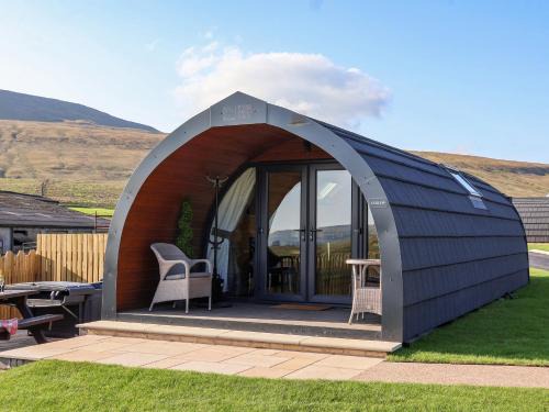 Yockenthwaite House | Curlew