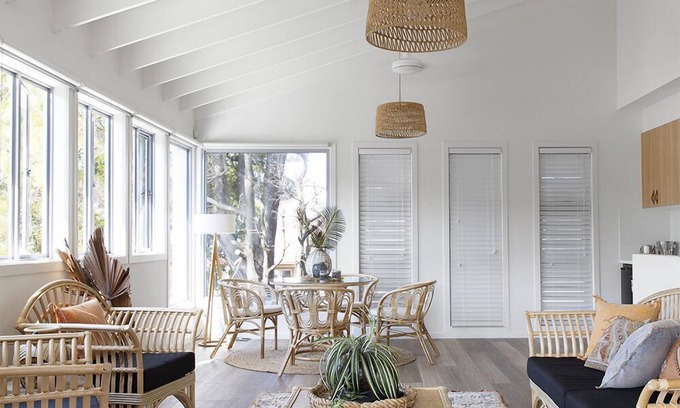 Currumbin House | Currumbin Beach Holiday Home - 200m to the beach