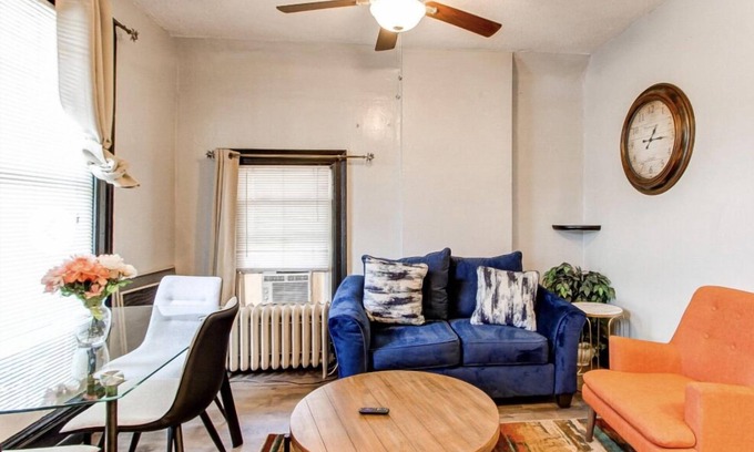 Capitol Hill Apartment | Cute 2 bed condo ina historic building in Capitol Hill denver