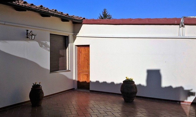 Florence Apartment | Cute and bright apartment in a private courtyard and quiet