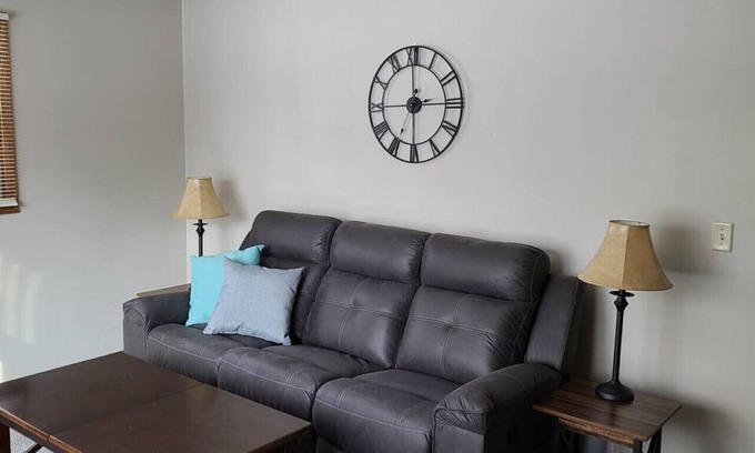 Neenah Apartment | Cute and Comfortable!