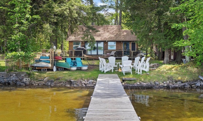 Petoskey Cabin | Cute and Cozy on Pickerel Lake Waterfront - Quick Drive to Petoskey!