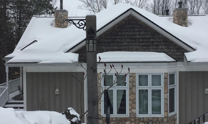 Mont-Tremblant Apartment | Cute and Cozy Tremblant Chalet