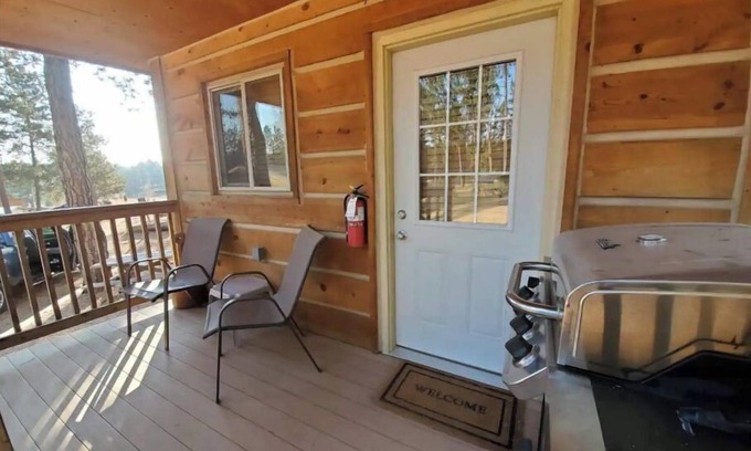Custer Cabin | Cute Camping Cabin in Custer