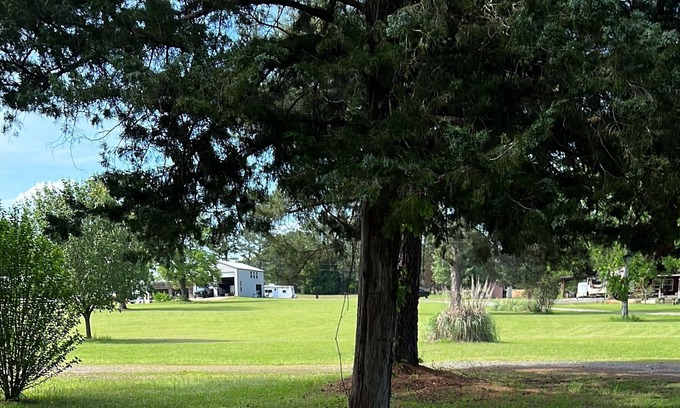 Longview House | Cute Country getaway!
