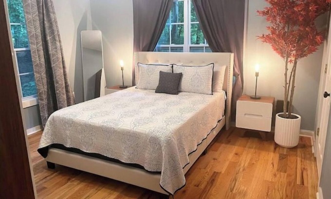 Athens House | Cute, modern Athens stay for couples and groups