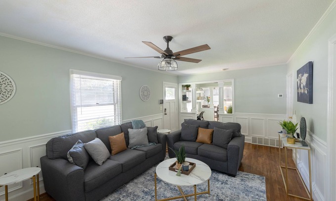 Rosewood House | Cute n' Comfy Capers