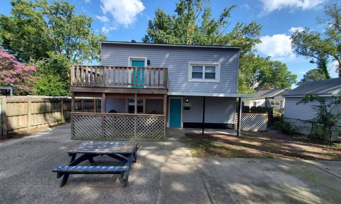 Buckroe Beach House | Cute, newly finished in Hampton