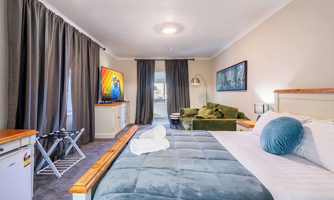 Urangan Bed & Breakfast | Cypress BnB