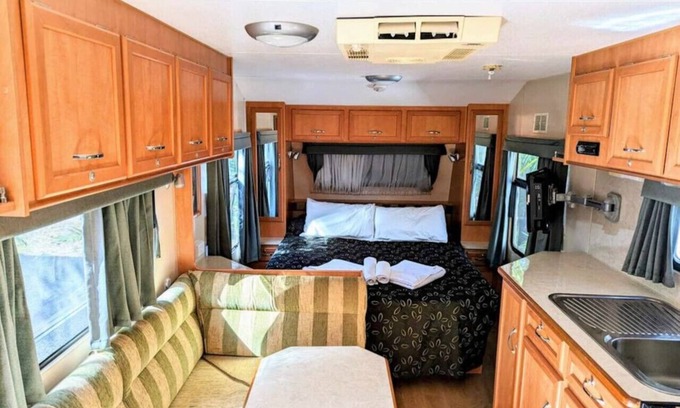 Emerald House | Cypress Caravan Stay