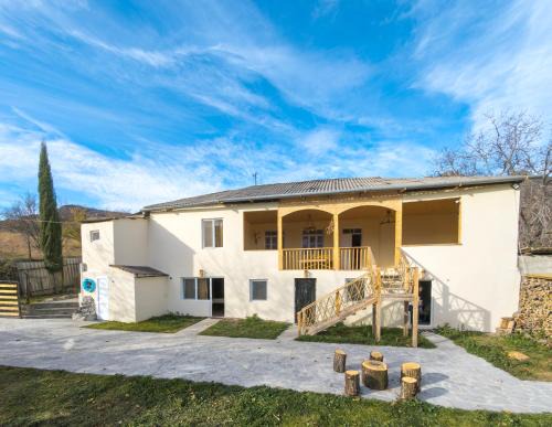 Armenia House | Cypress guesthouse