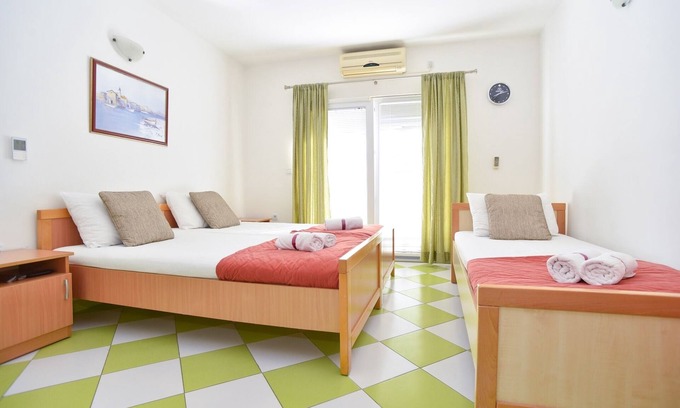 Tomicici Apartment | D&D Apartments Tivat - Apartment with 3 beds - No.10