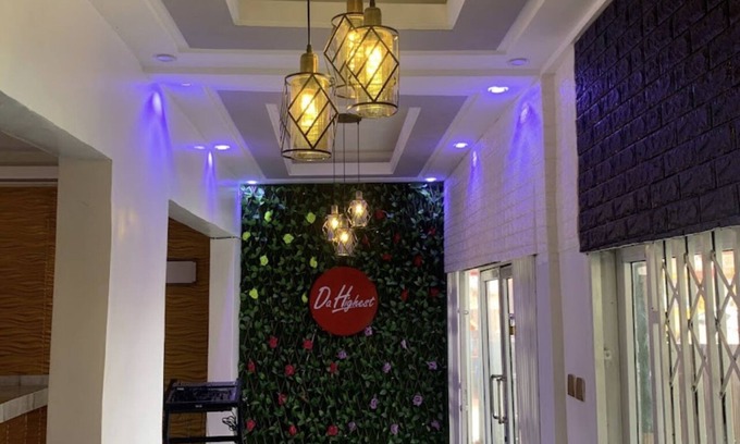 Kasoa House | Da Highest Lounge Bar & Restaurant
