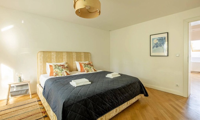 Hernals Apartment | Dachgeschoss Traum im Cottage - Grün und Ruhig, 20 Minuten ins Zentrum
