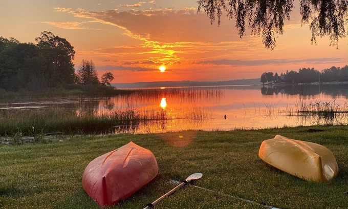 Drummond House | Dad's Paradise on Pigeon Cove offers WaterFront Sunrise Views and Lake Access!