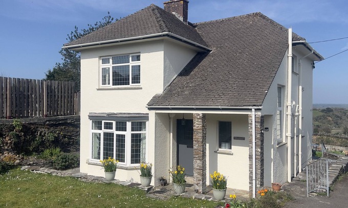 Wadebridge Cottage | Daffy Down Dilly, Wadebridge, countryside views
