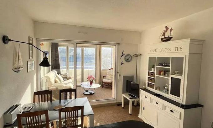 Pleneuf-Val-Andre Apartment | Dahouet Residence - Apartment T2 on the Port of Dahouët
