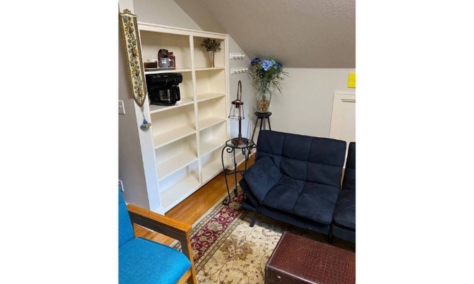 Woodbury County House | Daily Breakfast; 1/2 BRs, Adjoining Den and Pvt Bath; 2nd floor of historic home