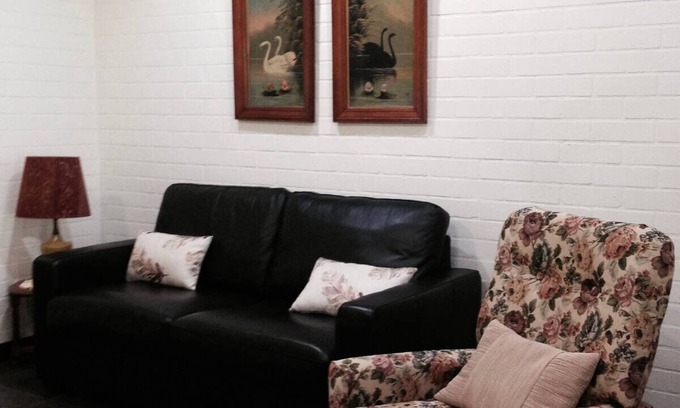 Clarenza Cottage | Dairy Cottage