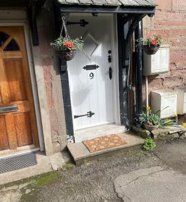 Alyth Apartment | Daisy Cottagee