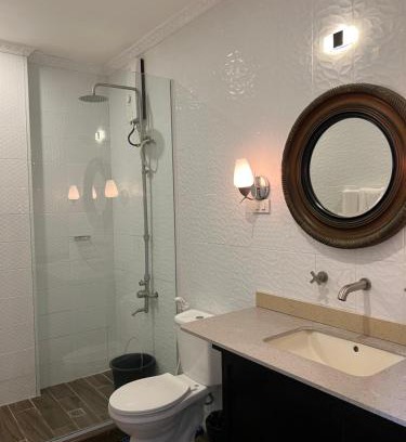 General Luna Apartment | Dajon-3 Family Comfort