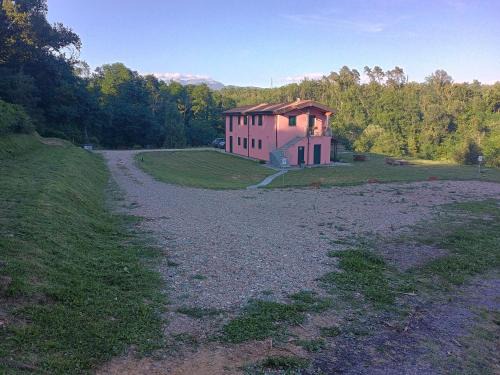 Aulla House | Dalla Gina e Paolino B&B