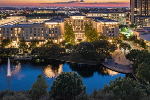 Legacy Park Hotel | Dallas/Plano Marriott at Legacy Town Center
