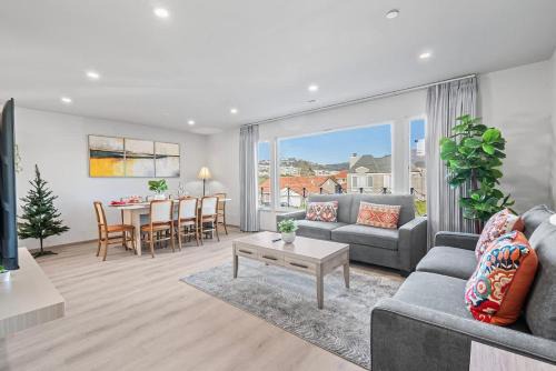 St. Francis House | Daly city 3B Home Great location