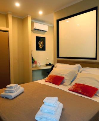 Monte di Pieta Apartment | Damas Home