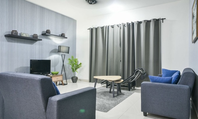 Subang Jaya Apartment | Damen Homestay