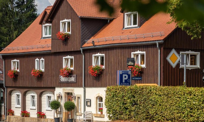 Jonsdorf Hotel | Dammschenke Gasthof & Hotel