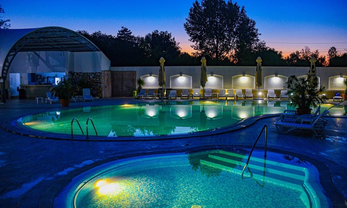 Venus Hotel | Dana Resort