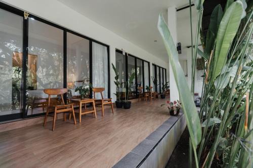 Kelating House | Dana's House