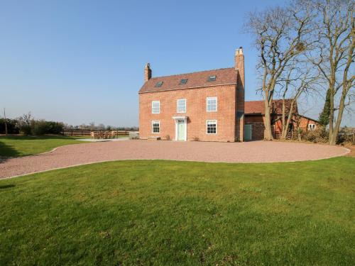 Claines House | Daniels Farmhouse