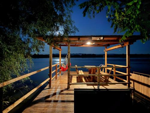 Pojejena House | Danube Microhouse