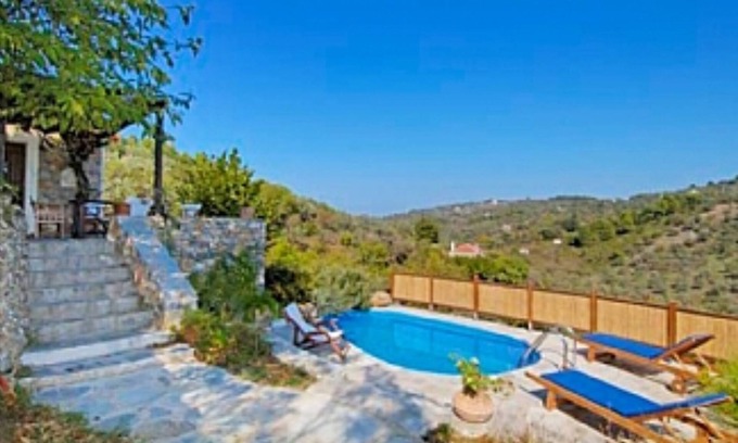 Skopelos Cottage | DAPHNE COTTAGE PRIVATE POOL PEACEFUL LOCATION 5 MIN DRIVE TO THE BEACH