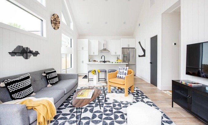 East Lake House | Dapper Dan by Minty Living