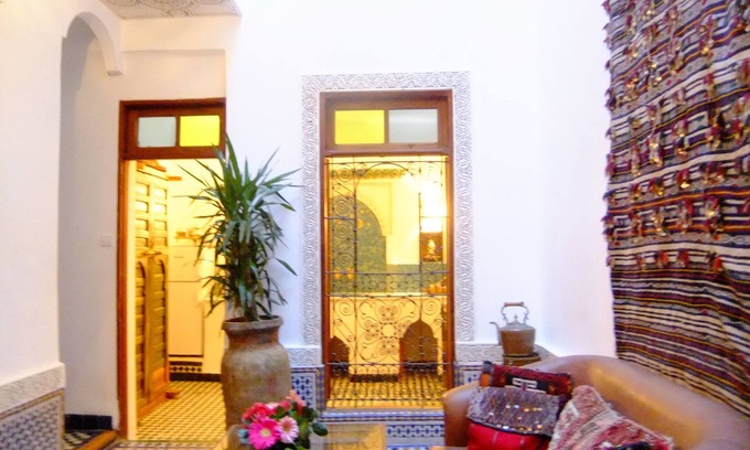 Dar Tazi House | DAR SIENNA ARTIST’S HOUSE. YOUR HOME IN THE HEART OF FEZ MEDINA inc breakfast