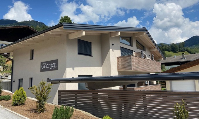 Gries Apartment | Das Georgen, Großglockner by Interhome