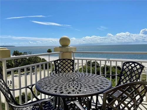 Daufuskie Island Apartment | Daufuskie Oceanfront Penthouse - Atlantic Watch