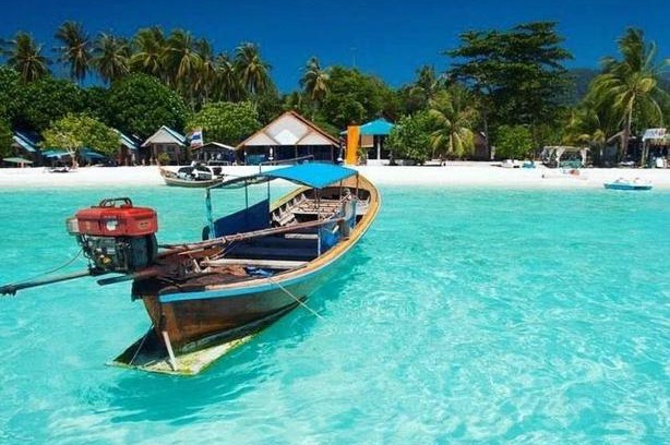 Satun Resort | DAYA Beach, Lipe local