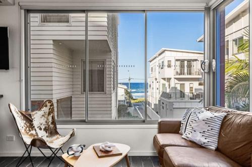 Currumbin Apartment | Daybreak Loft